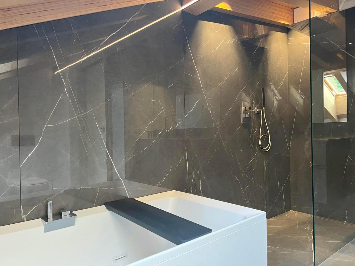 Luxury Lakefront Penthouse 勒泽诺 外观 照片
